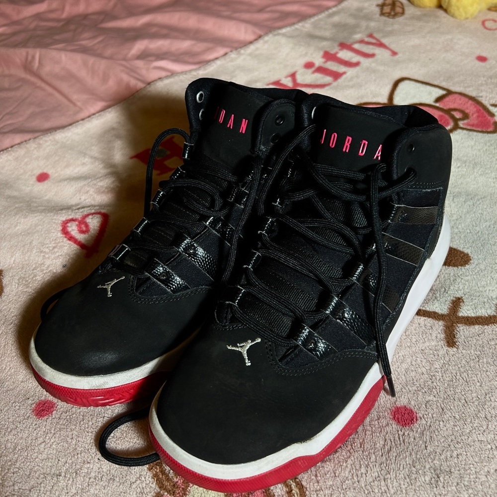 jordan max aura 6